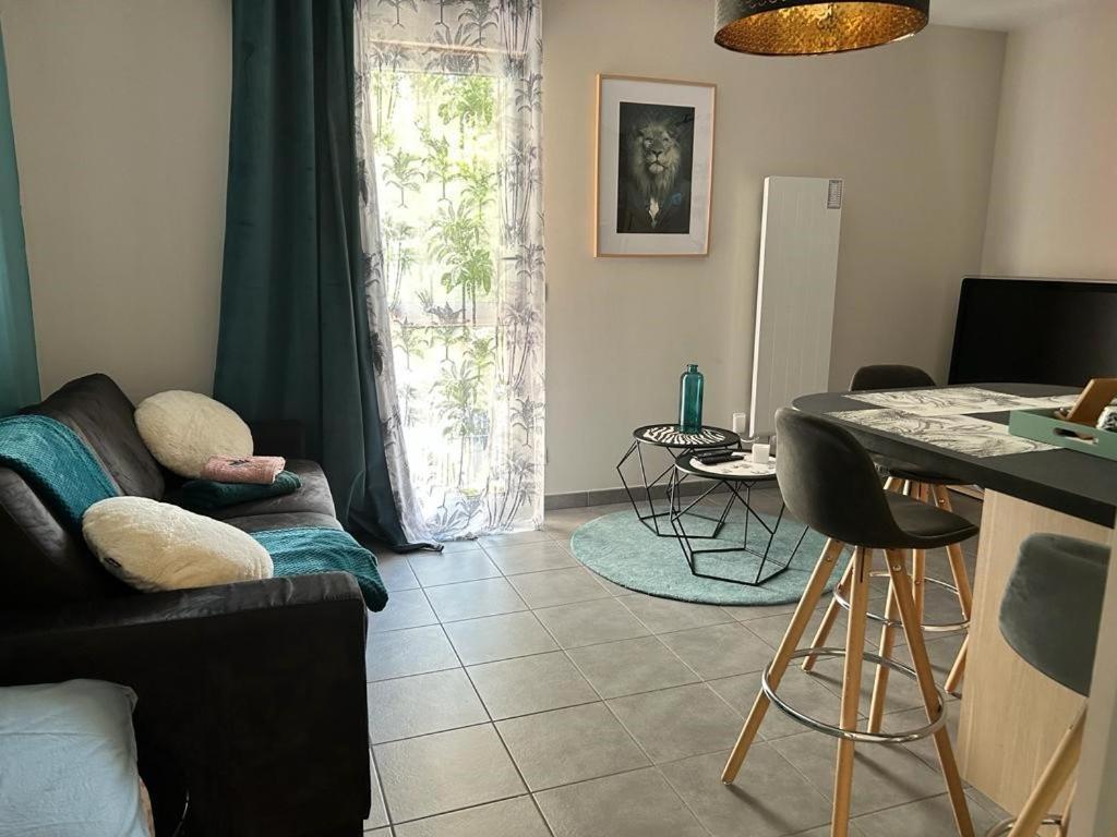 Elegant 45 M2 Lyon 6 + Garage. Idealement Situe Ngoại thất bức ảnh